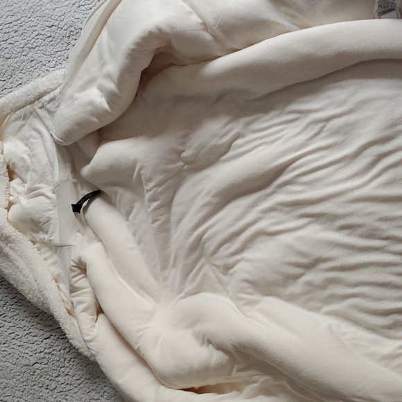 NWOT GAIAM Womens Sherpa Jacket xs - Picture 7 of 10